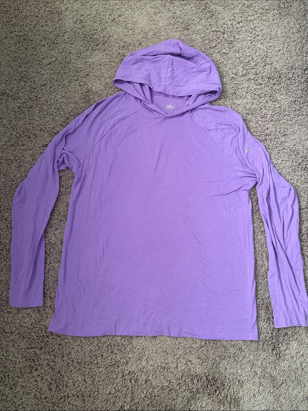 ALO Yoga Men’s Lavender Hooded Long-Sleeve Shirt